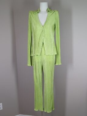 Song of Style Mara Short Pants Set sage Light Green Pleated Wide-Leg Pantsuit